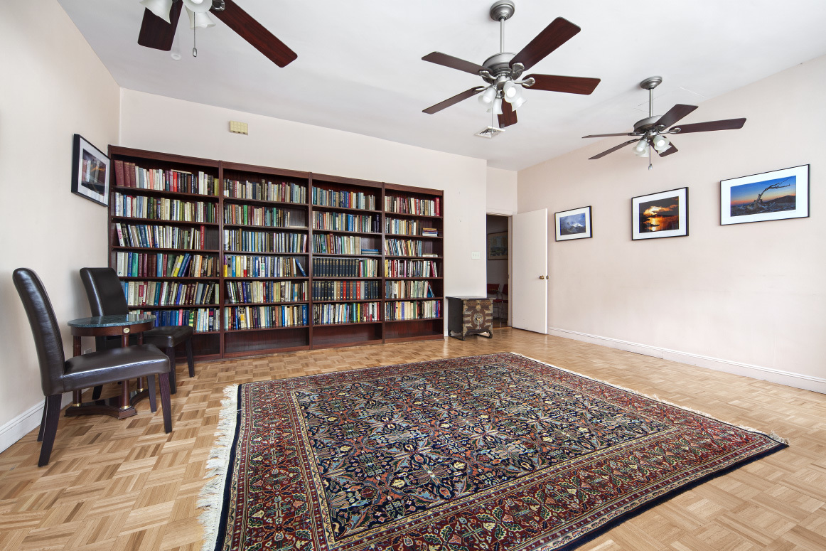 185 West End Avenue, Unit 1J Manhattan, NY 10023 - Photo 2 of 4