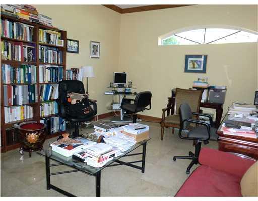 244 Southwest 28th Road Miami, FL 33129 - Photo 14 of 24