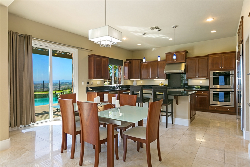 7004 Corintia Street Carlsbad, CA 92009 - Photo 5 of 25