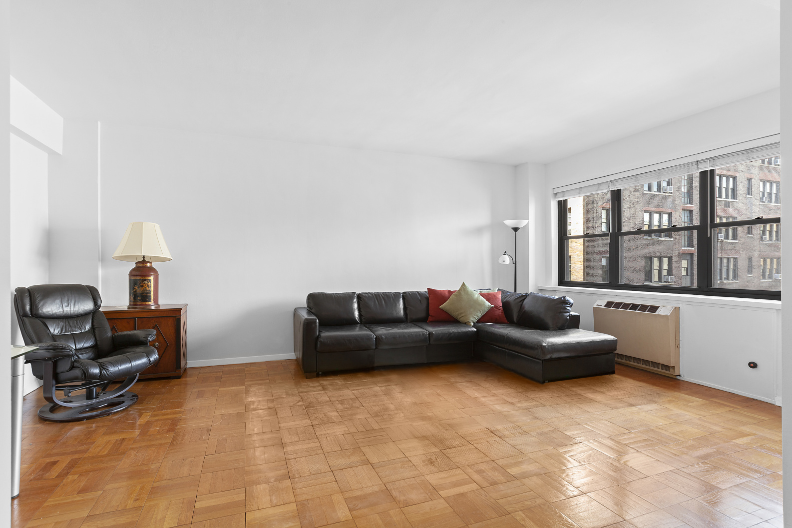 165 East 72nd Street, Unit 10N Manhattan, NY 10021 - Photo 3 of 6