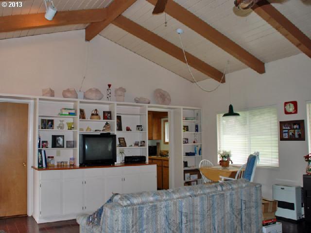 394 Winchuck River Road Brookings, OR 97415 - Photo 8 of 16 Gallery Image 8