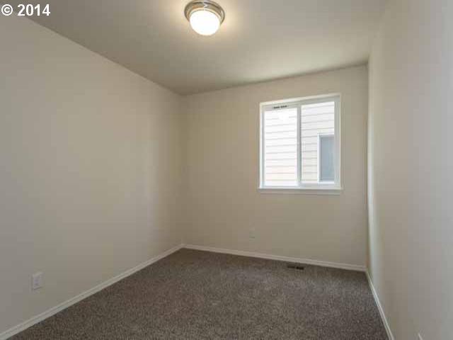 2991 Reed Avenue Woodburn, OR 97071 - Photo 4 of 14 Gallery Image 4