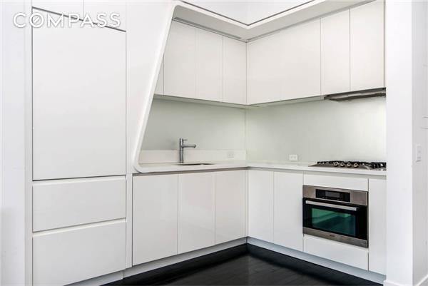 123 Washington Street, Unit 47G Manhattan, NY 10006 - Photo 4 of 7