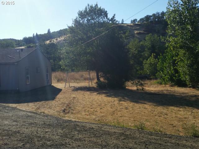790 Tipton Road Roseburg, OR 97471 - Photo 5 of 5 Gallery Image 5