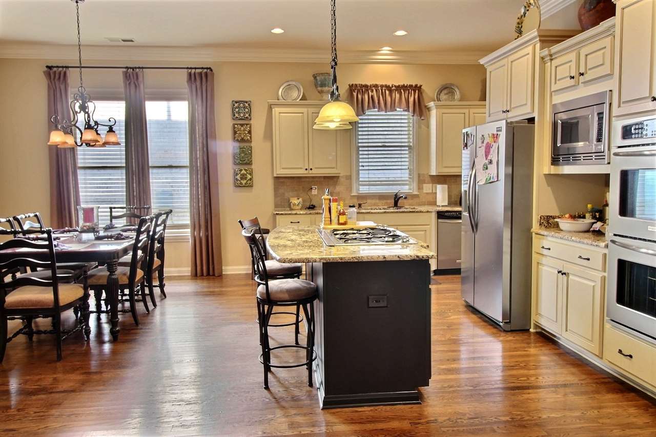 283 Colbert Street West Collierville, TN 38017 - Photo 8 of 24 Gallery Image 8