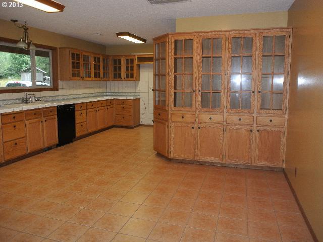 220 Ragland Road Longview, WA 98632 - Photo 11 of 16 Gallery Image 11
