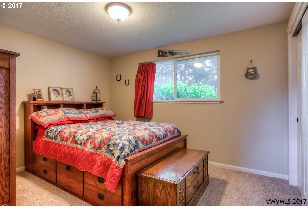 1764 Chemawa Road Northeast Keizer, OR 97303 - Photo 17 of 30 Gallery Image 17