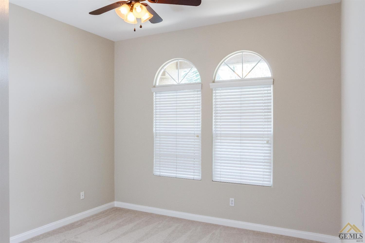4603 Jackson Ridge Avenue Bakersfield, CA 93313 - Photo 11 of 18 Gallery Image 11
