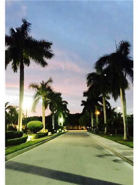1926 Northeast 3rd Court Homestead, FL 33033 - Photo 15 of 16