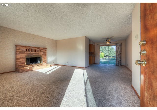 392 Insel Road Woodland, WA 98674 - Photo 9 of 27 Gallery Image 9