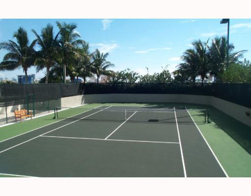 400 Alton Road, Unit 1804 Miami Beach, FL 33139 - Photo 11 of 12