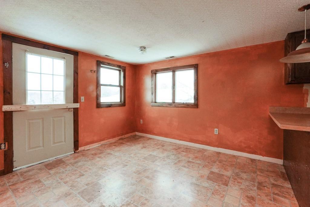 469 Old Coldbrook Road Barre, MA 01005 - Photo 17 of 28