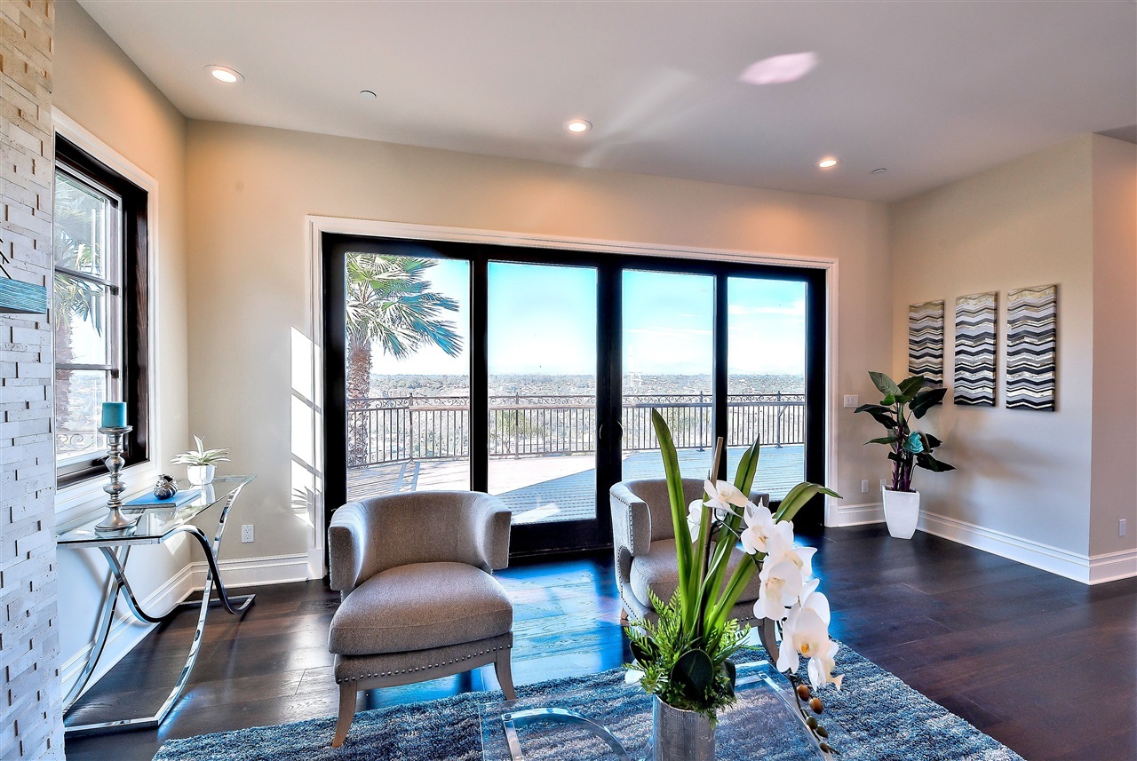 5734 Desert View Drive La Jolla, CA 92037 - Photo 11 of 25