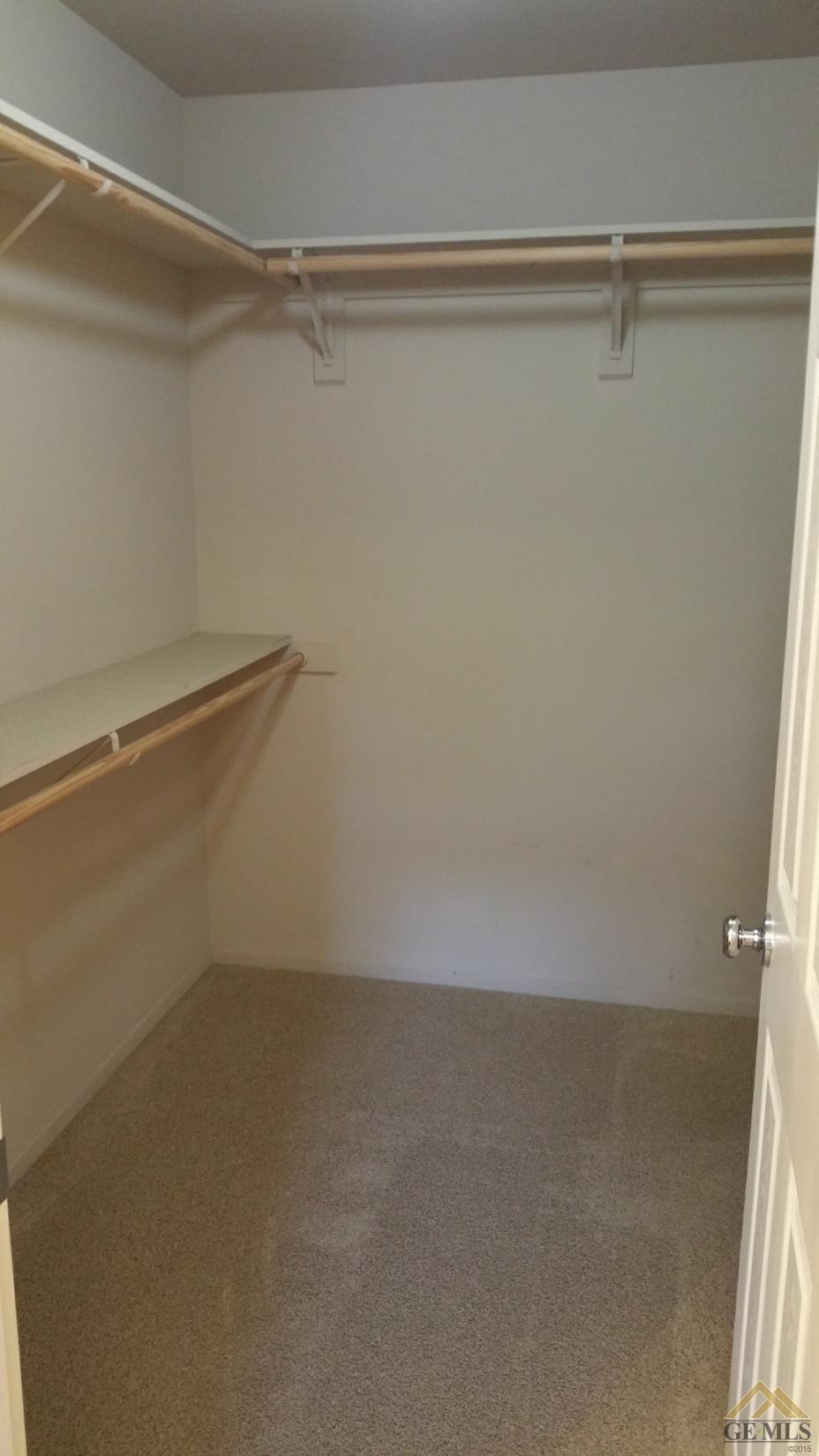 9012 Rockefeller Street Bakersfield, CA 93311 - Photo 11 of 21 Gallery Image 11