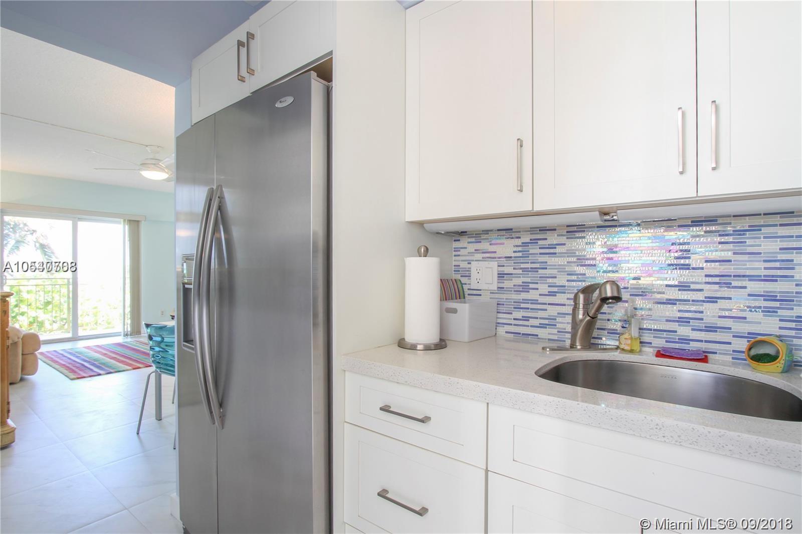 901 South Surf Road, Unit 208 Hollywood, FL 33019 - Photo 10 of 31