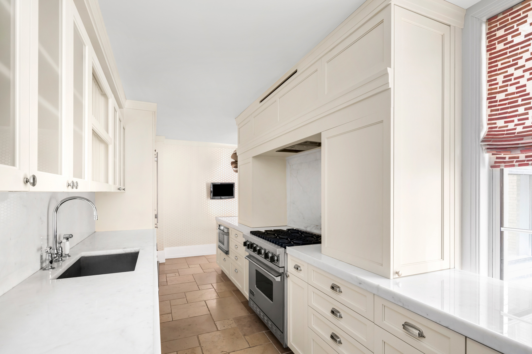 40 East 66th Street, Unit 3C Manhattan, NY 10065 - Photo 5 of 12