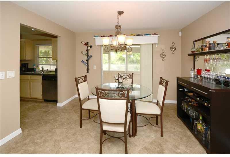 22312 Southwest 66th Avenue Boca Raton, FL 33428 - Photo 7 of 23