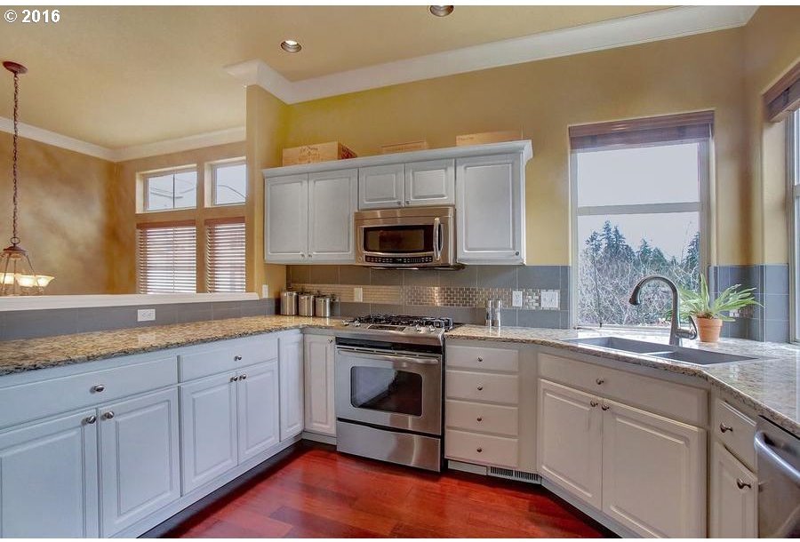 18760 Southwest Boones Ferry Road Tualatin, OR 97062 - Photo 4 of 32 Gallery Image 4