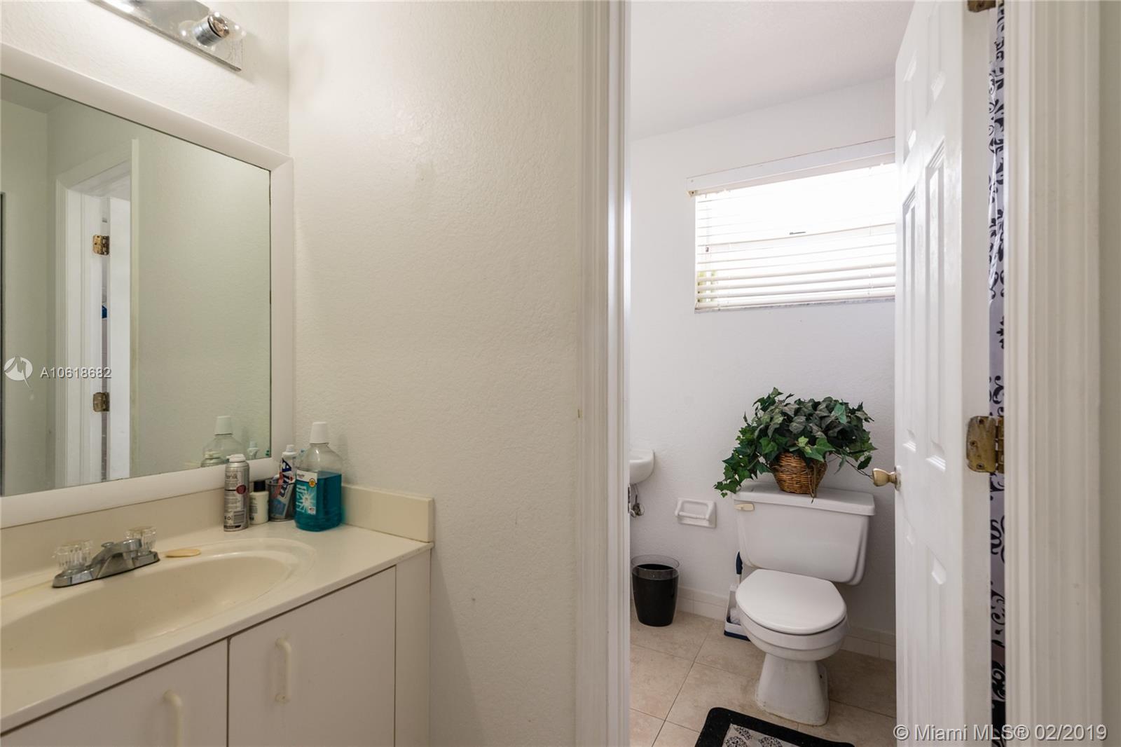 9352 Southwest 155th Avenue Miami, FL 33196 - Photo 8 of 12