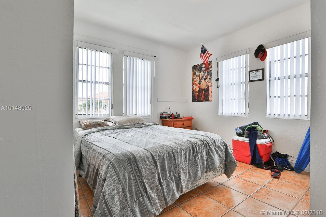 9 East 9th Street Hialeah, FL 33010 - Photo 4 of 6
