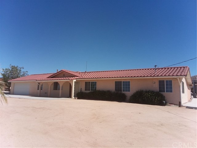 51125 Ocotillo Road Johnson Valley, CA 92285 - Photo 1 of 1 Front & garage