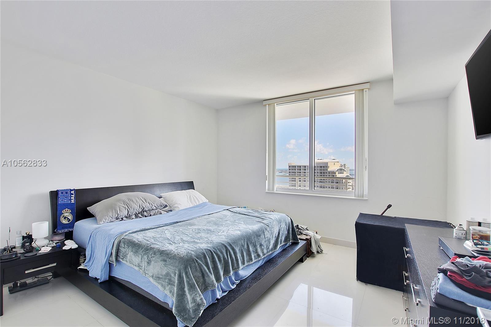 335 South Biscayne Boulevard, Unit 3103 Miami, FL 33131 - Photo 6 of 21