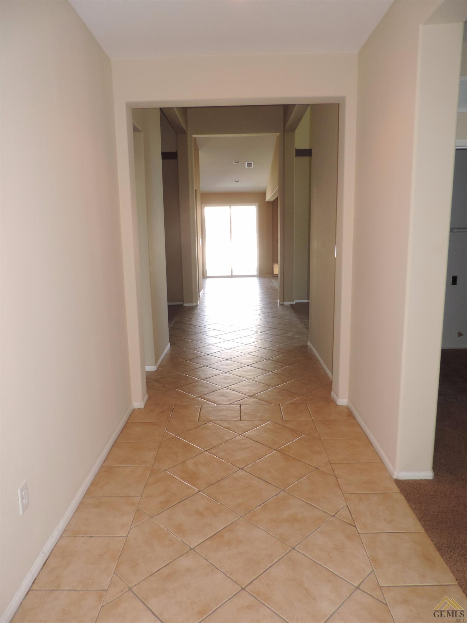 12302 Rambler Avenue Bakersfield, CA 93312 - Photo 3 of 31