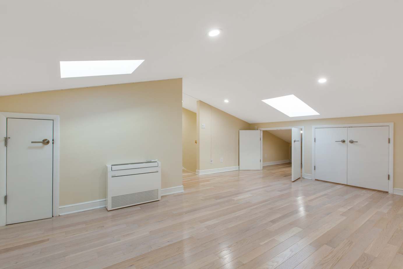 212 Court Street, Unit 2 Brooklyn, NY 11201 - Photo 9 of 11