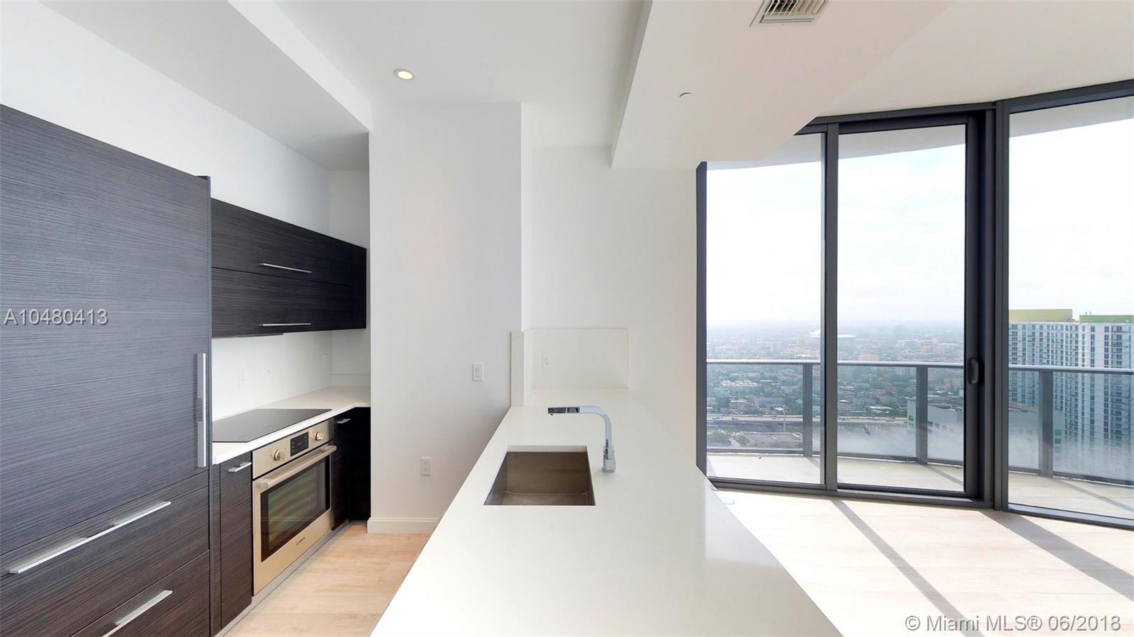 55 Southwest 9th Street, Unit LPH4408 Miami, FL 33130 - Photo 13 of 56