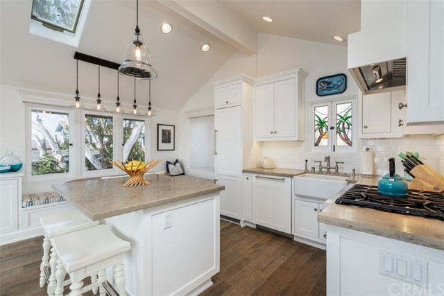 176 McAulay Place Laguna Beach, CA 92651 - Photo 3 of 20