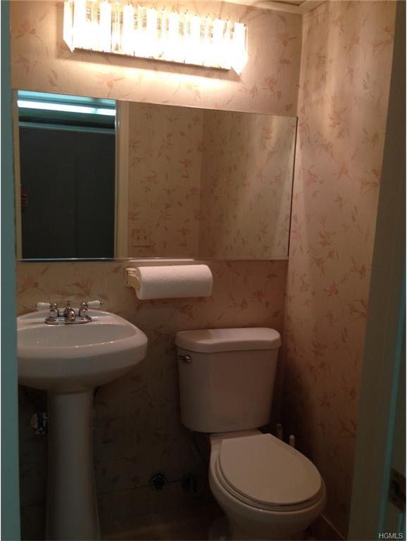 55 Old Turnpike Road, Unit 506 Nanuet, NY 10954 - Photo 15 of 17