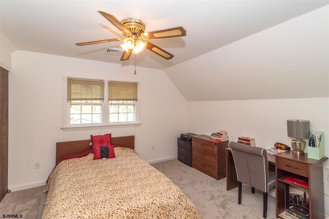 557 South Pitney Road Galloway Township, NJ 08205 - Photo 15 of 18 Gallery Image 15