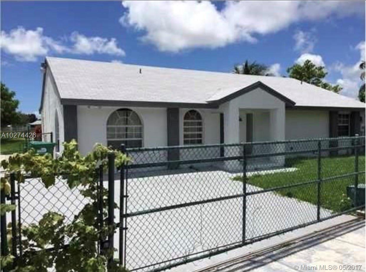 21098 Southwest 124th Ave Road Miami, FL 33177 - Photo 4 of 14 Gallery Image 4