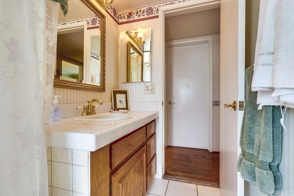 11801 Montecito Road Rossmoor, CA 90720 - Photo 16 of 26