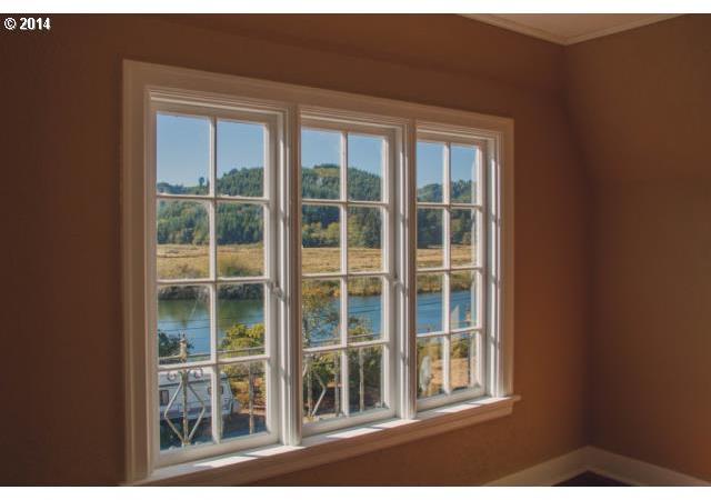 1157 Winchester Avenue Reedsport, OR 97467 - Photo 6 of 16 Gallery Image 6
