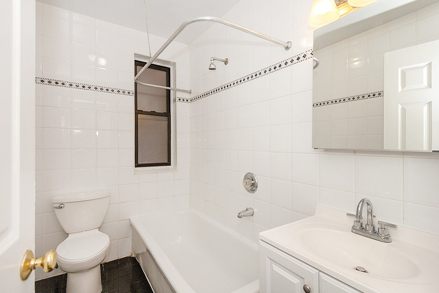 27 West 96th Street, Unit 7C Manhattan, NY 10025 - Photo 6 of 18