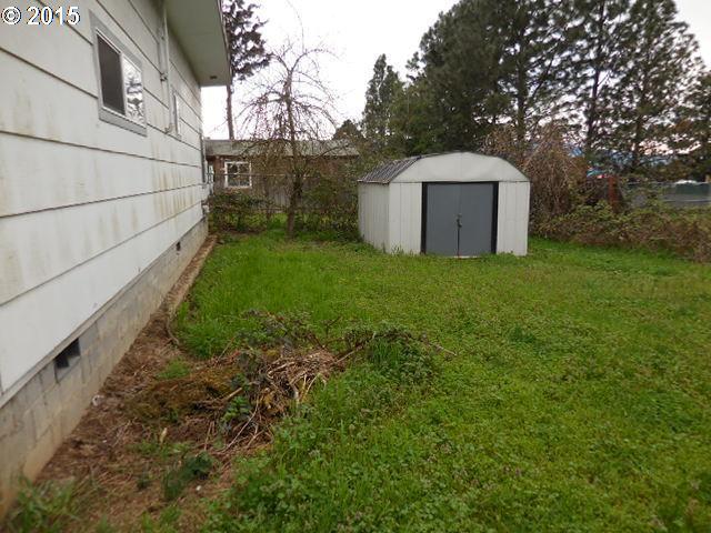 1405 Gleason Road Sutherlin, OR 97479 - Photo 2 of 10 Gallery Image 2