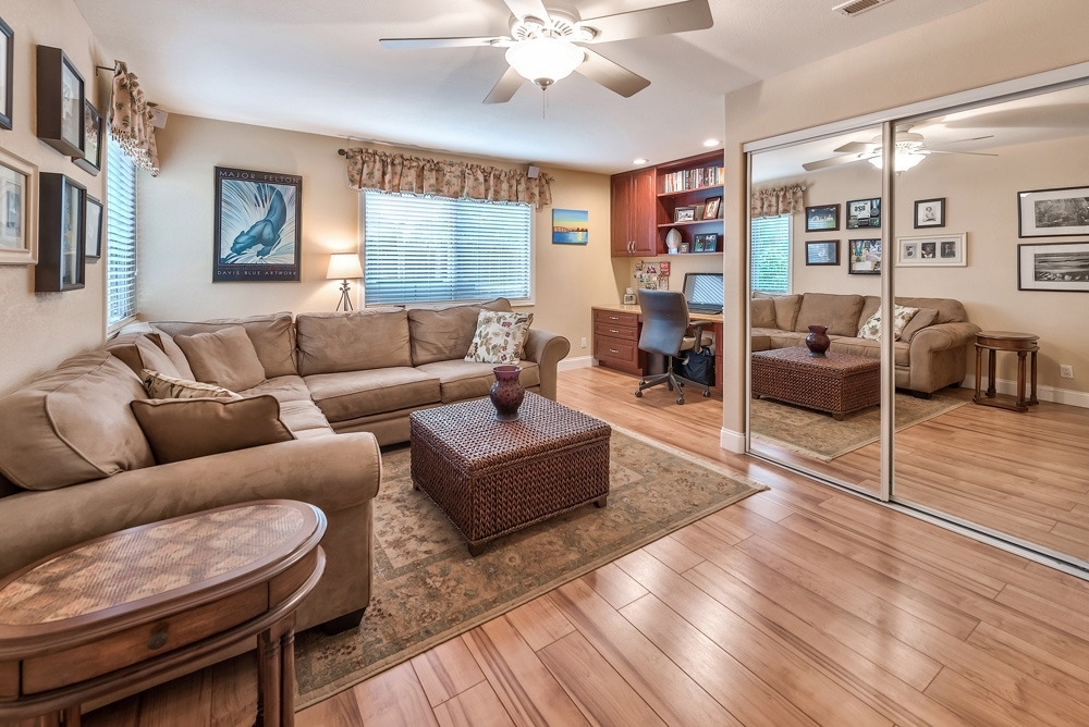 13895 Country Creek Road Poway, CA 92064 - Photo 14 of 25 Gallery Image 14