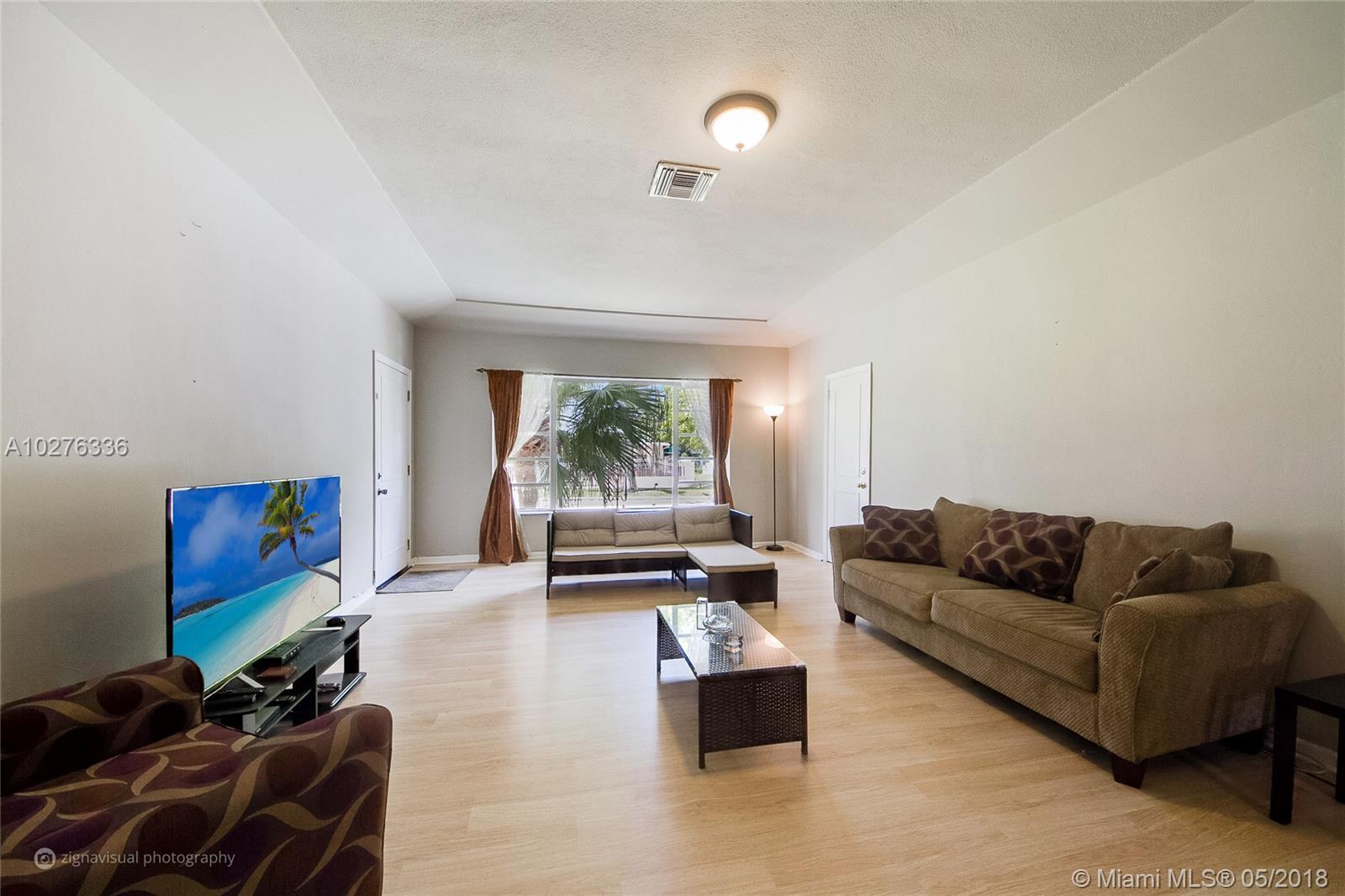 7115 Trouville Esplanade Miami Beach, FL 33141 - Photo 5 of 13