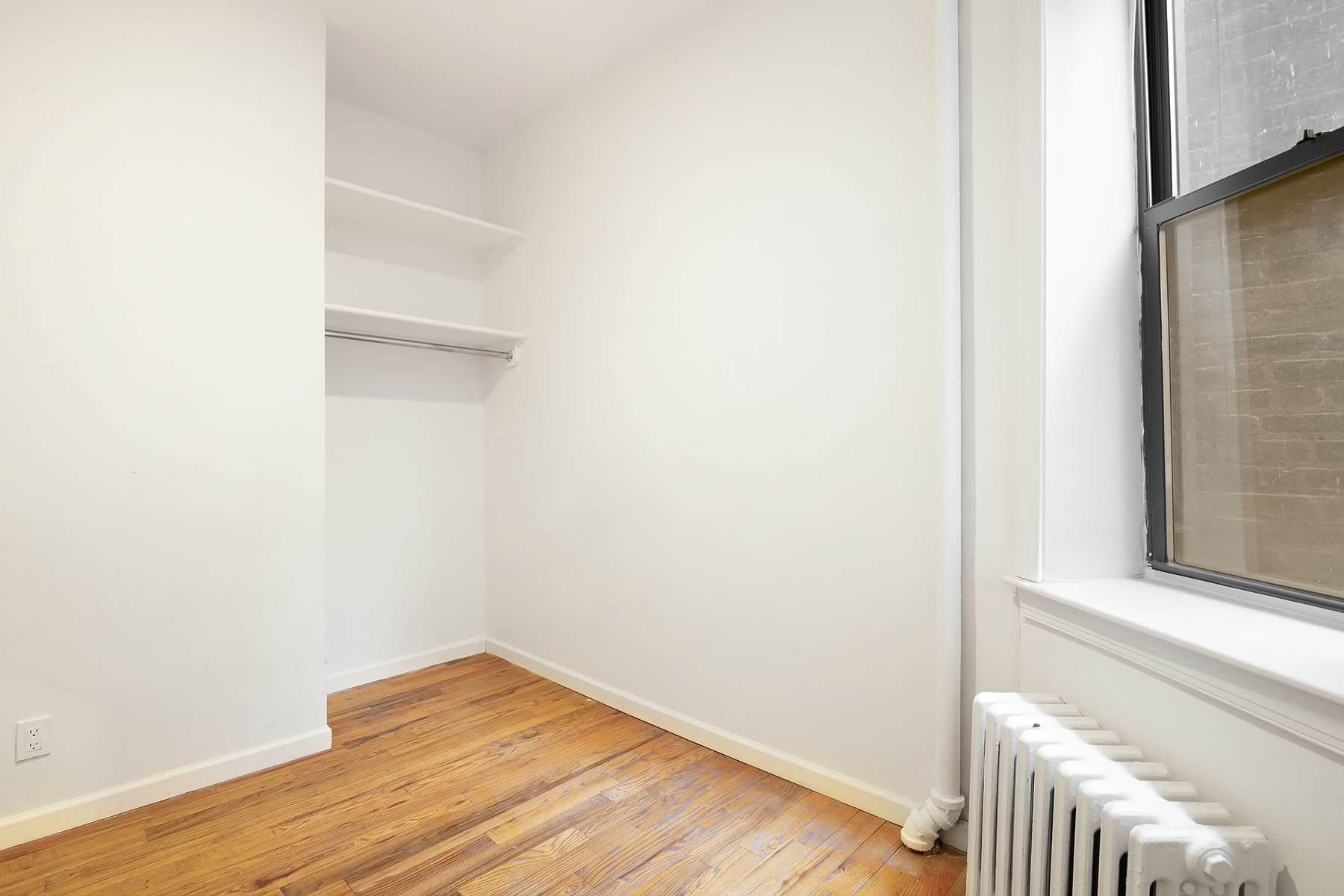 194 Bleecker Street, Unit 1C Manhattan, NY 10012 - Photo 2 of 7