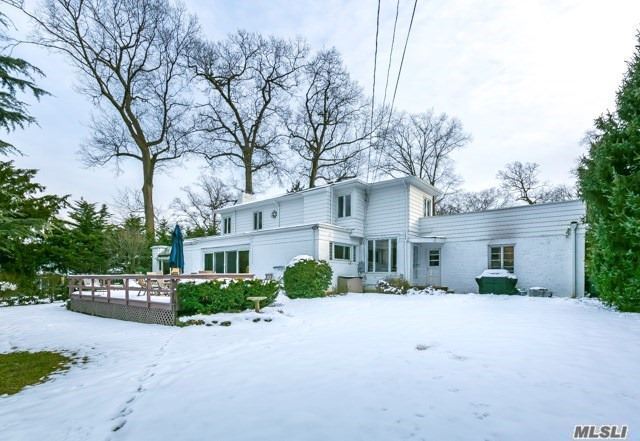 4 Larch Drive Great Neck, NY 11021 - Photo 19 of 20