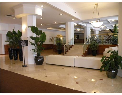 100 Lincoln Road, Unit 1031 Miami Beach, FL 33139 - Photo 4 of 8