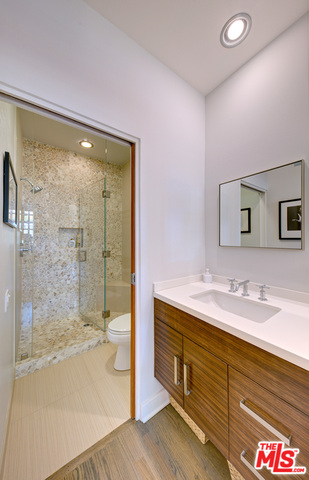 2336 28th Street, Unit E Santa Monica, CA 90405 - Photo 37 of 50