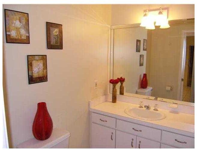 7985 Southwest 168th Street Palmetto Bay, FL 33157 - Photo 10 of 14