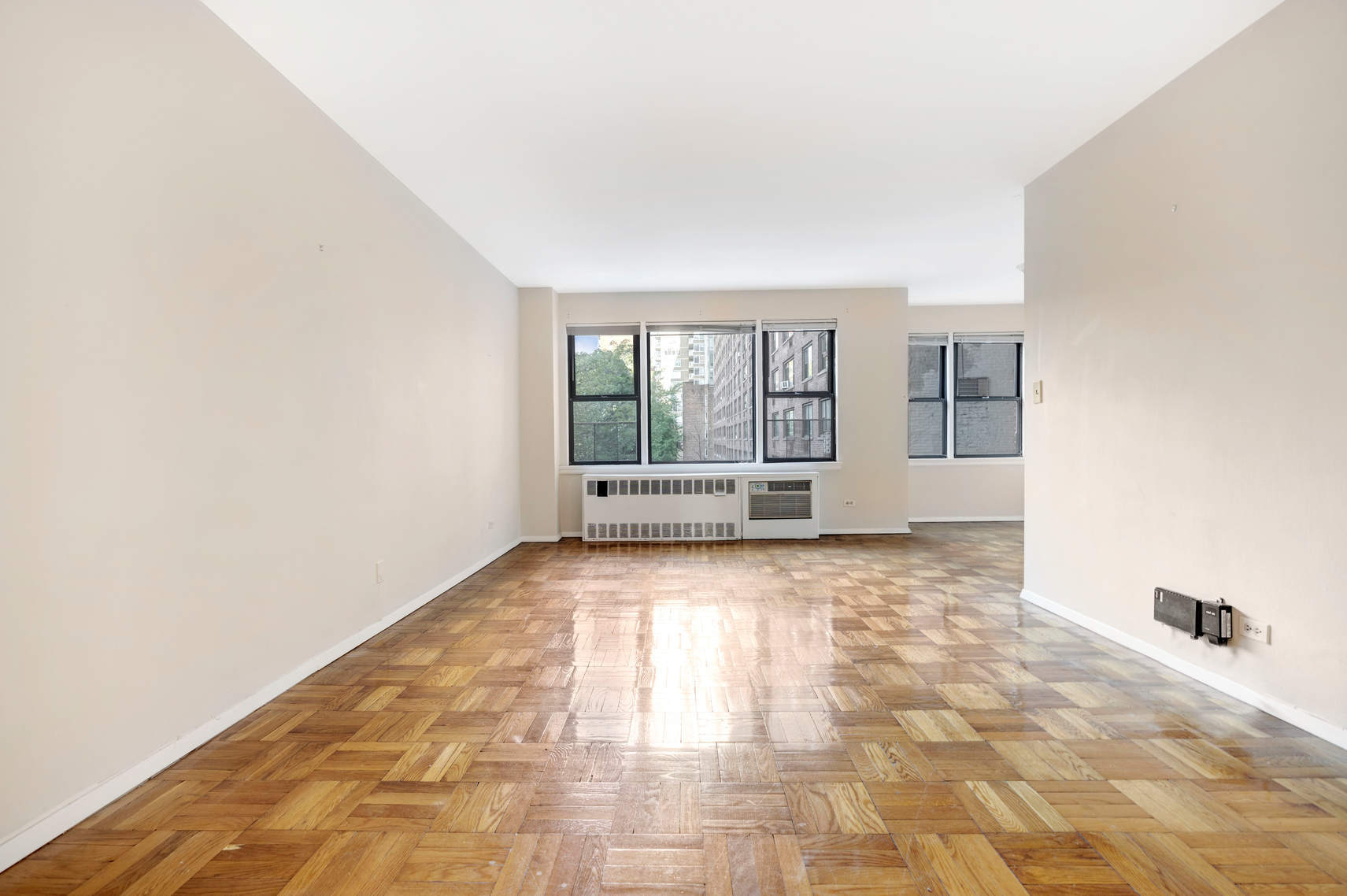 460 East 79th Street, Unit 4D Manhattan, NY 10075 - Photo 1 of 11
