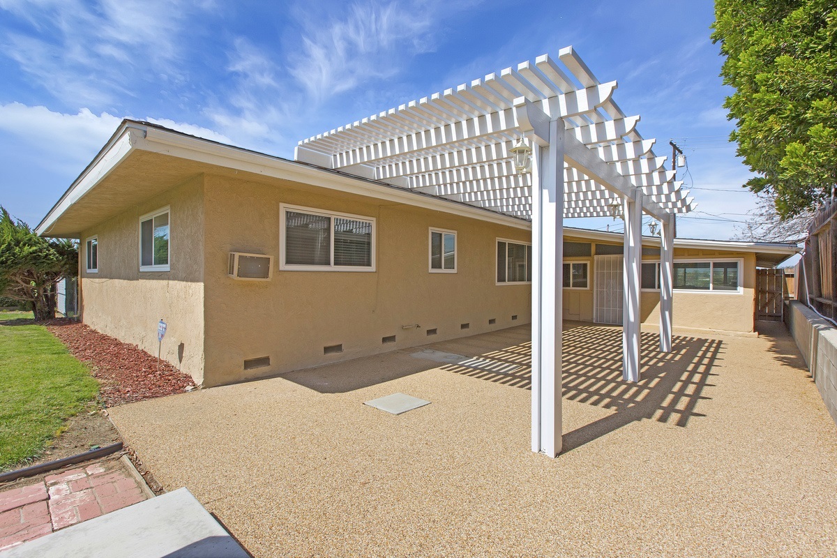 1140 Rees Road Escondido, CA 92026 - Photo 22 of 25