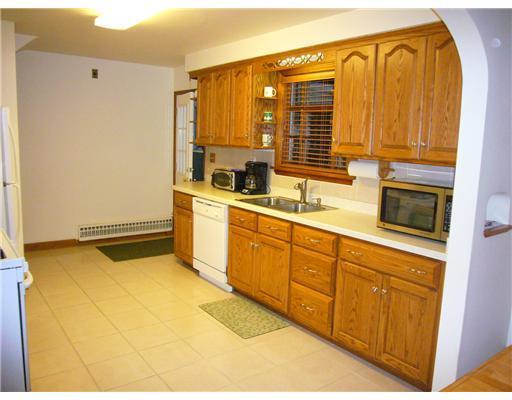 821 East Moffatt Road New Castle, PA 16101 - Photo 3 of 18 Gallery Image 3