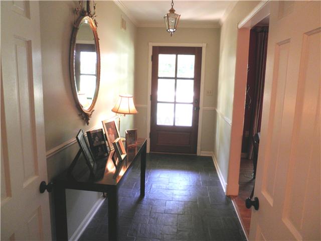 7548 Willey Road Germantown, TN 38138 - Photo 23 of 24 Inviting entry with slate floors!