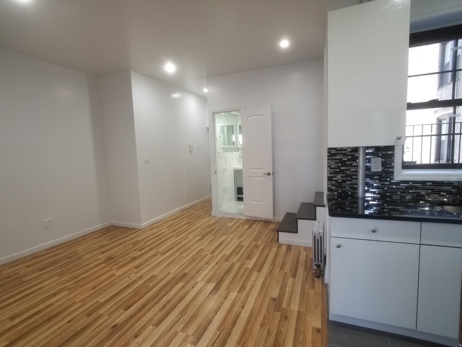 524 Metropolitan Avenue, Unit 5 Brooklyn, NY 11211 - Photo 4 of 14