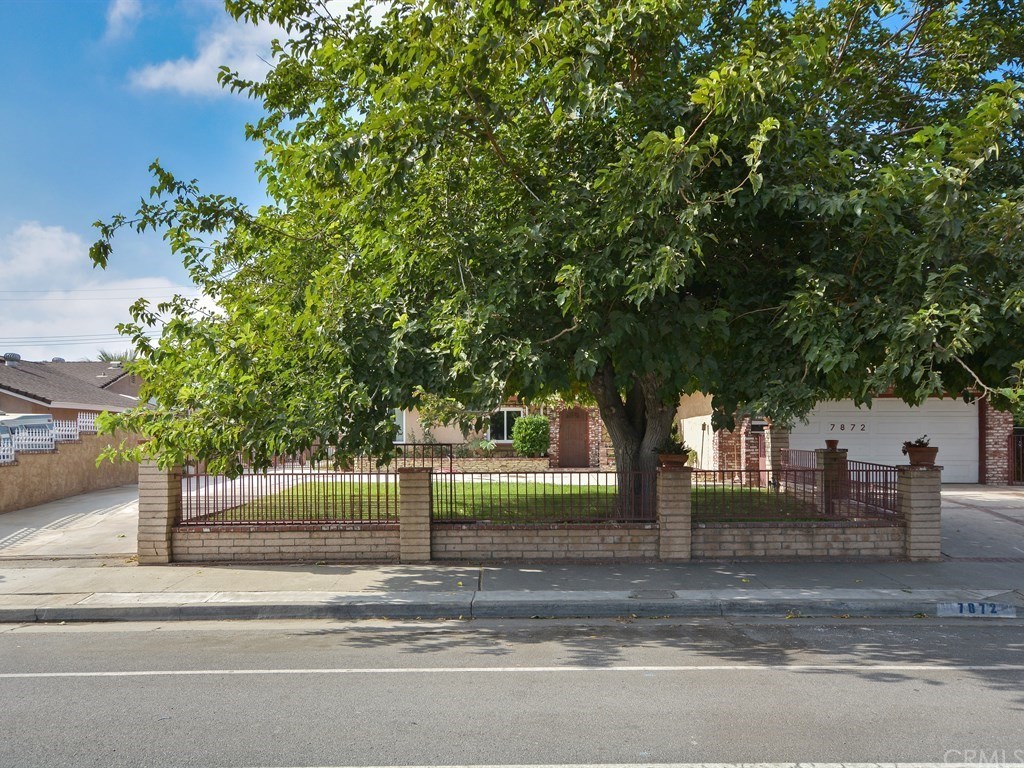 7872 Wells Avenue Riverside, CA 92503 - Photo 1 of 1